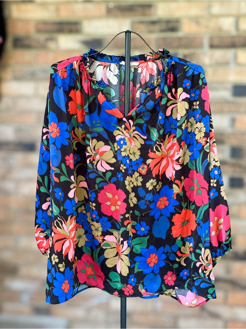 Entro Black Multicolor Floral Print V Neck Blouse Top XL